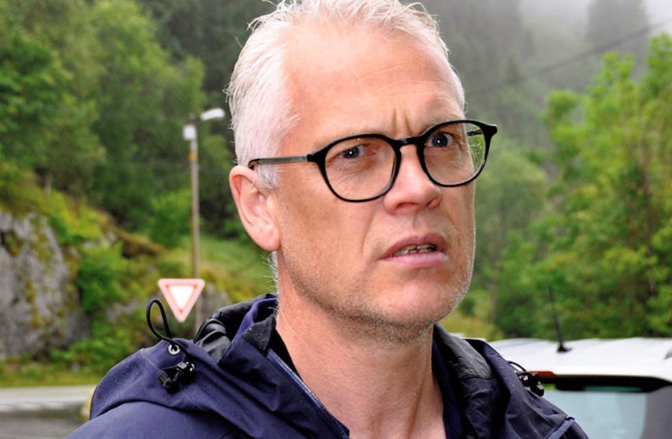 SKUFFA: Ordførar Knut Harald Frøland reagerer sterkt på at det skal koma kraftlinje på endå eit fjell i Samnanger. 