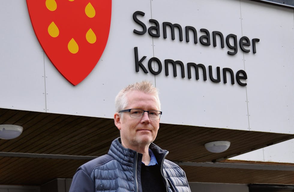 MÅ TA GREP: Rådmann Ove Sæbø varslar kutt i vedlikehald og andre tiltak for å retta opp  att økonomien på investeringssektoren.