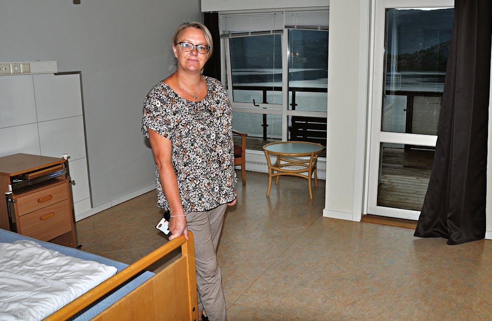 HAR ROM NOK: I 95-bygget på Samnangerheimen er det ledig kapasitet. Kommunalsjef for helse og omsorg, Edith Oma, forsikrar at alle samningar som er godkjende for institusjonsplass, vil få det, sjølv om kommunen leiger ut plassar.