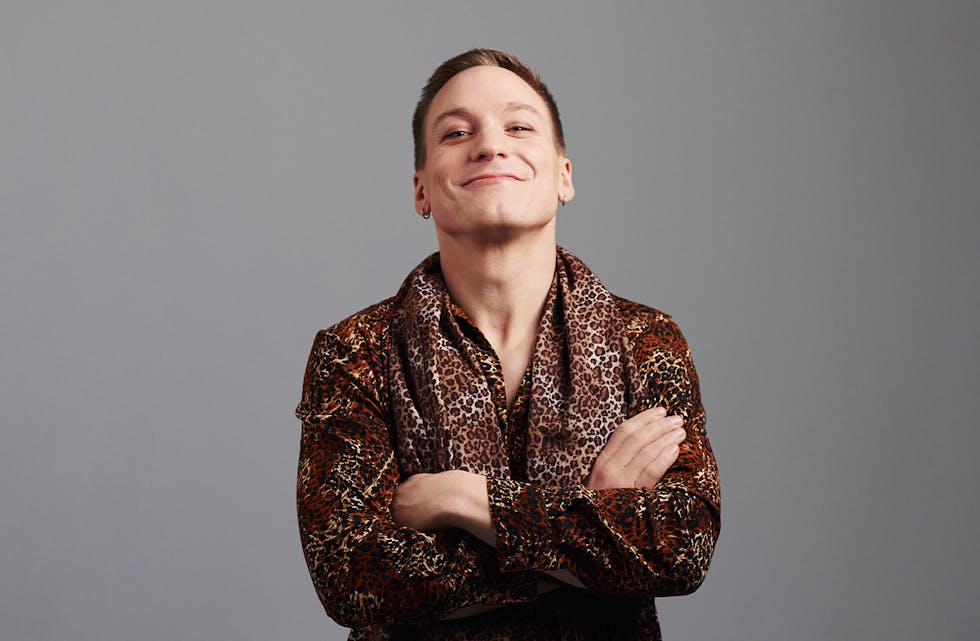 FRIGJERINGSROCK: Eirik Sognnes kjem til Samnanger i lag med bandet sitt for å spela på årets Pride-markering.