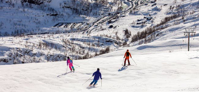 FINE FORHOLD: Alt ligg til rette for gode vinerferiedagar med ski på beina i Eikedalen skisenter. 
