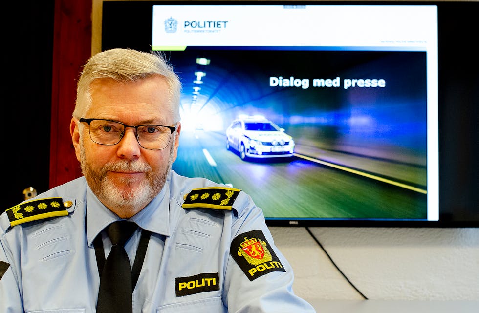 UROA: Politistasjonssjef Terje Sperrevik fryktar at han blir nøydd til å kutta i bemanninga for å henta seg inn igjen etter fjorårets budsjettunderskot.