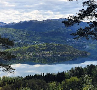 NETT hoved Utsikt over Samnangerfjorden RBG
