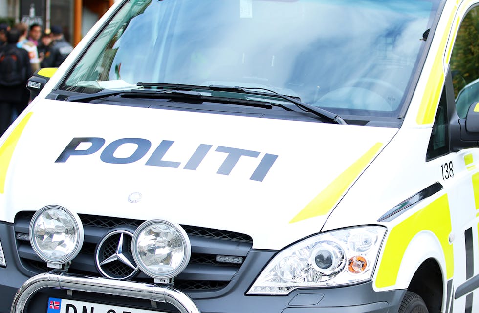 NETT politibil framme RBG