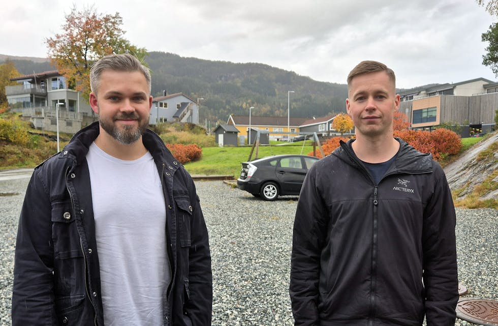 FÅR HJELP: Arne Birger Langeland Haug (t.v.) og Thomas Tveiterås Aldal er to av gründerane bak Samnanger Gym. No får dei inntil 500.000 kroner frå kommunen for å etablera treningssenter i Samnanger.