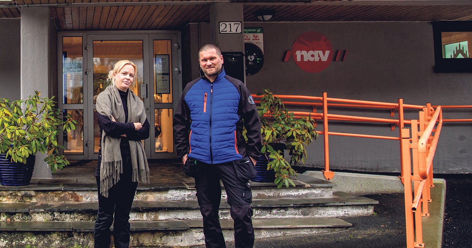 Knut skal hjelpa folk med å bu godt – Samningen