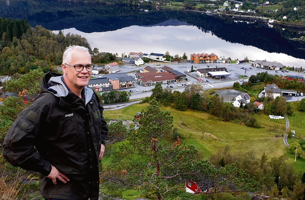 SOLID GRUNNMUR: Knut Harald Frøland vil minna om alt det tunge politiske arbeidet som ligg til grunn for at kommunen er i den gunstige situasjonen han er i i dag.