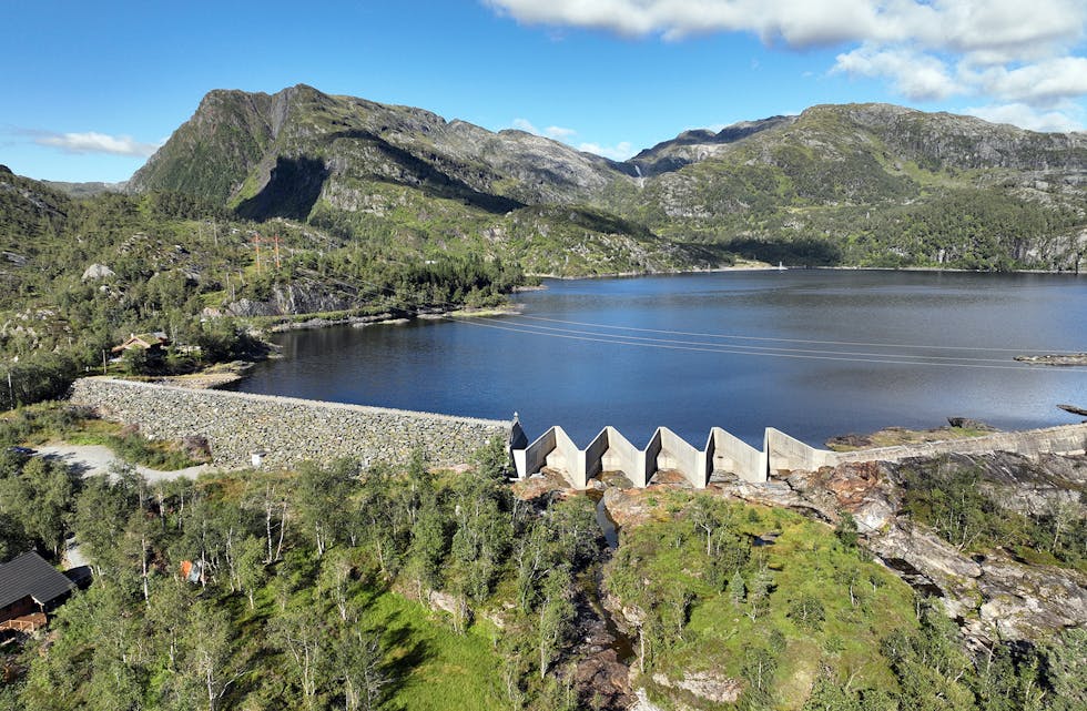 STORT MAGASIN: Kvitingsvatnet har ei viktig rolle i Eviny sine utbyggingsplanar. Vatnet vert magasin for det nye effektkraftverket. I tillegg er det herifrå vatnet skal pumpast opp i Svartavatnet, dersom det vert vedteke å byggja pumpekraftverk.