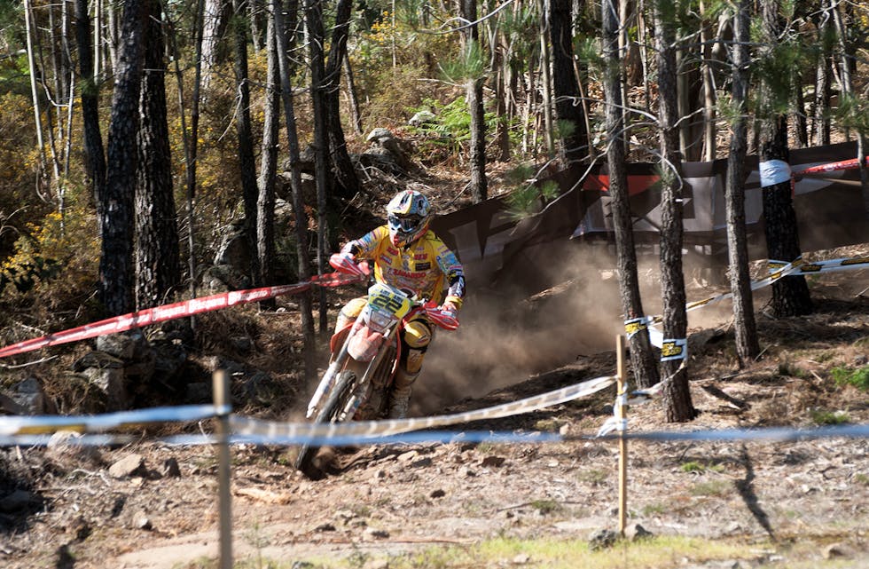 NYTT TILBOD? Trial og enduro er motorsport som føregår på stiar i terrenget. Ein grunneigar på Tveit ønskjer å stilla areal til disposisjon for Samnanger motorsportklubb.