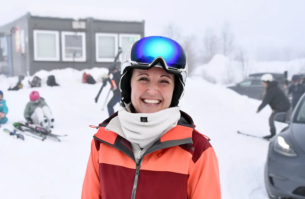 ROSAR EIKEDALEN: Liv Marit Haukeland skryt hemningslaust av Eikedalen skisenter, og korleis dei legg til rette for at friski-miljøet kan blomstra.