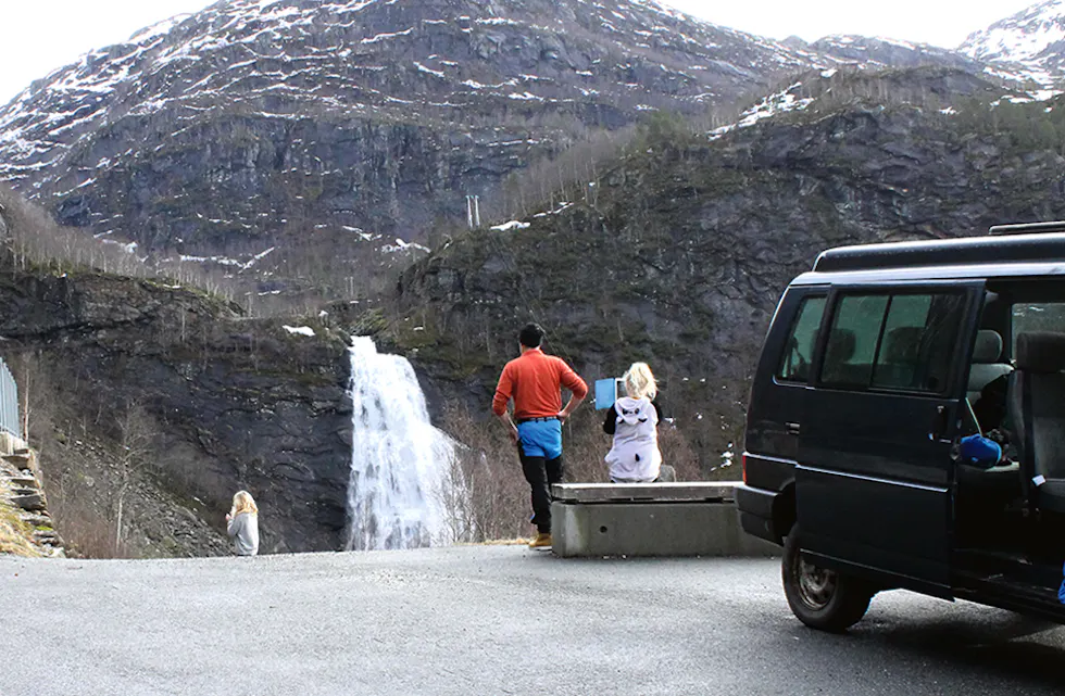 Fossen-Bratte-turistar-RGB